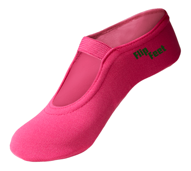 FlipFeet Fuchsia Trampoline Shoes - Adult Size